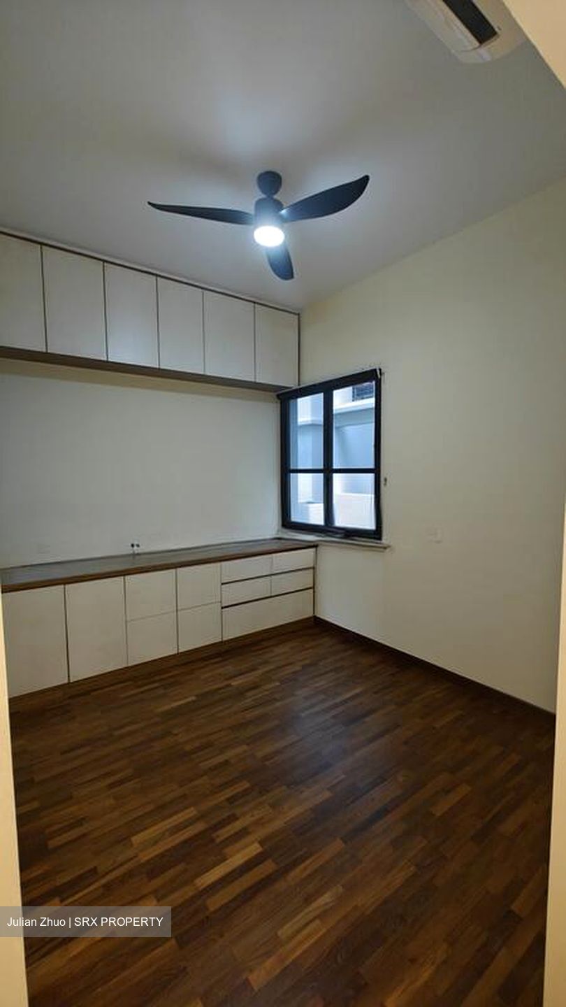 The Waterina (D14), Apartment #497045061